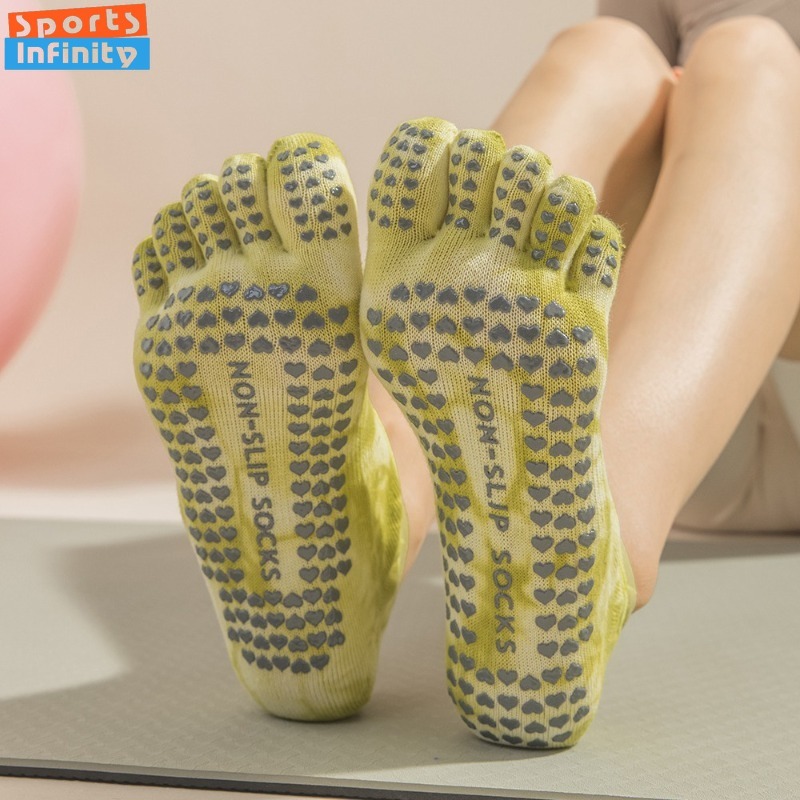 New Non Slip Tie Dye Five Fing - Yoga Dance & Fitness Center Llc のレビューと価格