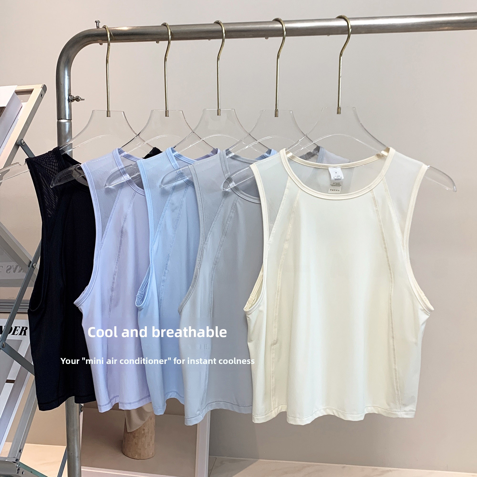 Light Oxygen irt Loose Me Spli - Oxygen Yoga & Fitness University Village のレビューと価格