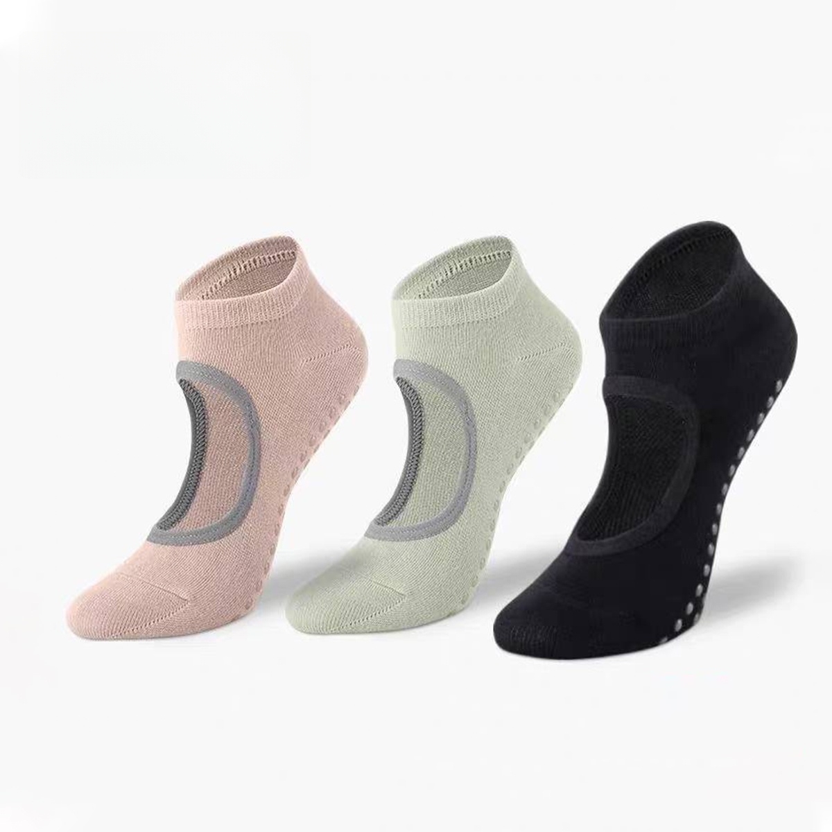 Non-Slip Yoga Socks for Women  - Yoga & Fitness With Denise のレビューと価格