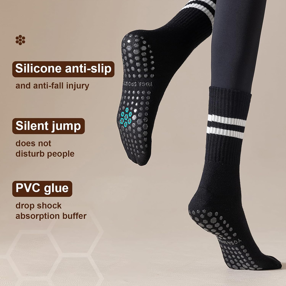 Yoga Pilates Socks with Grips  - Yoga Dance & Fitness Center Llc のレビューと価格